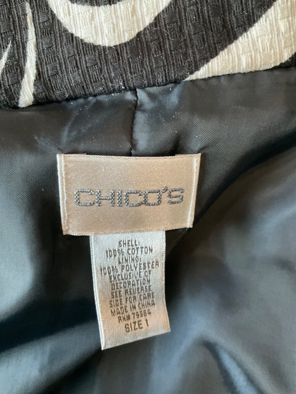 Chico's Medium Floral Black/White Jacket Blazer size 1 - Picture 6 of 7